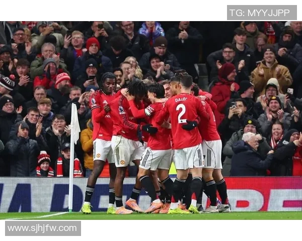 曼联与曼城激战联赛杯巅峰对决谁能书写新的辉煌历史